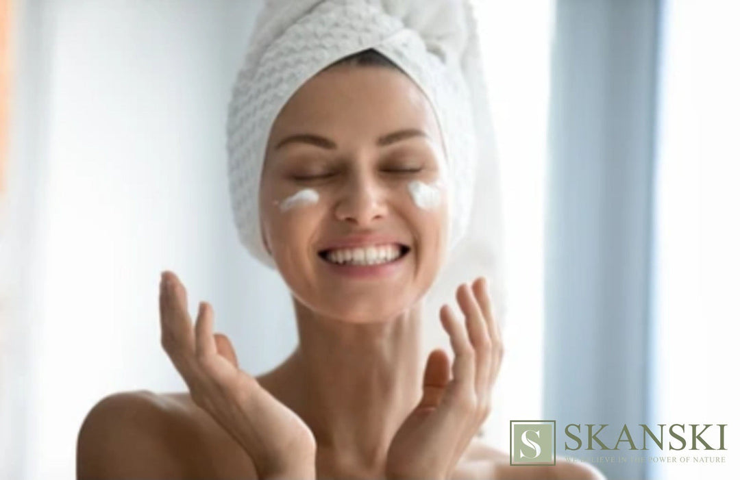 Happy lady using Skanski Skincare